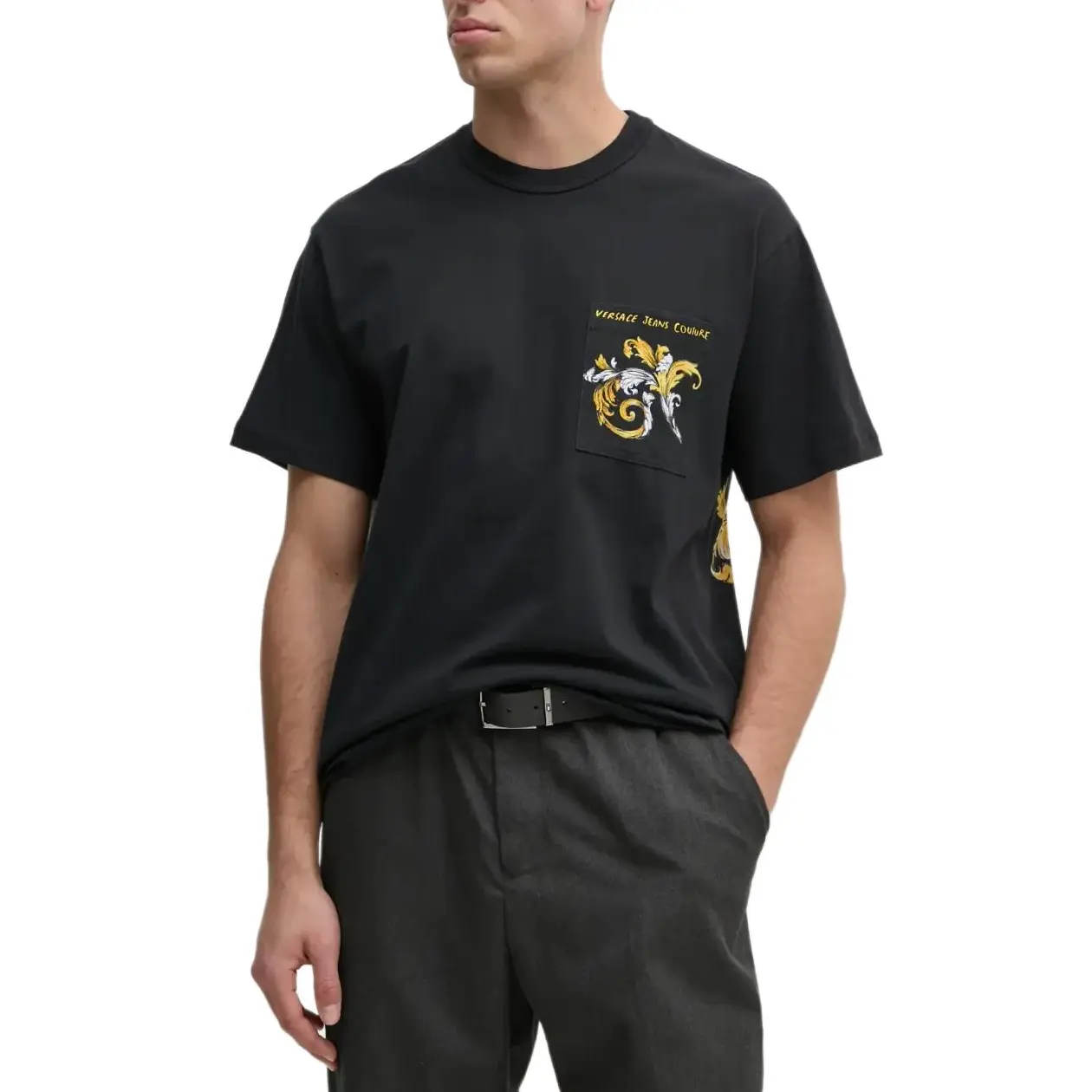 Футболка с принтом VERSACE JEANS COUTURE, черный
Футболка с принтом VERSACE JEANS COUTURE, черный