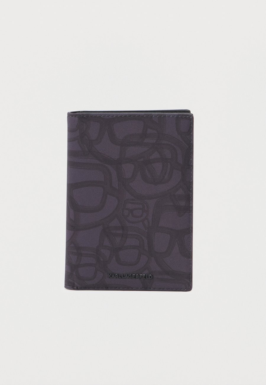 Кошелек KARL LAGERFELD IKON PASSPORT HOLDER, Black
Кошелек KARL LAGERFELD IKON PASSPORT HOLDER, Black