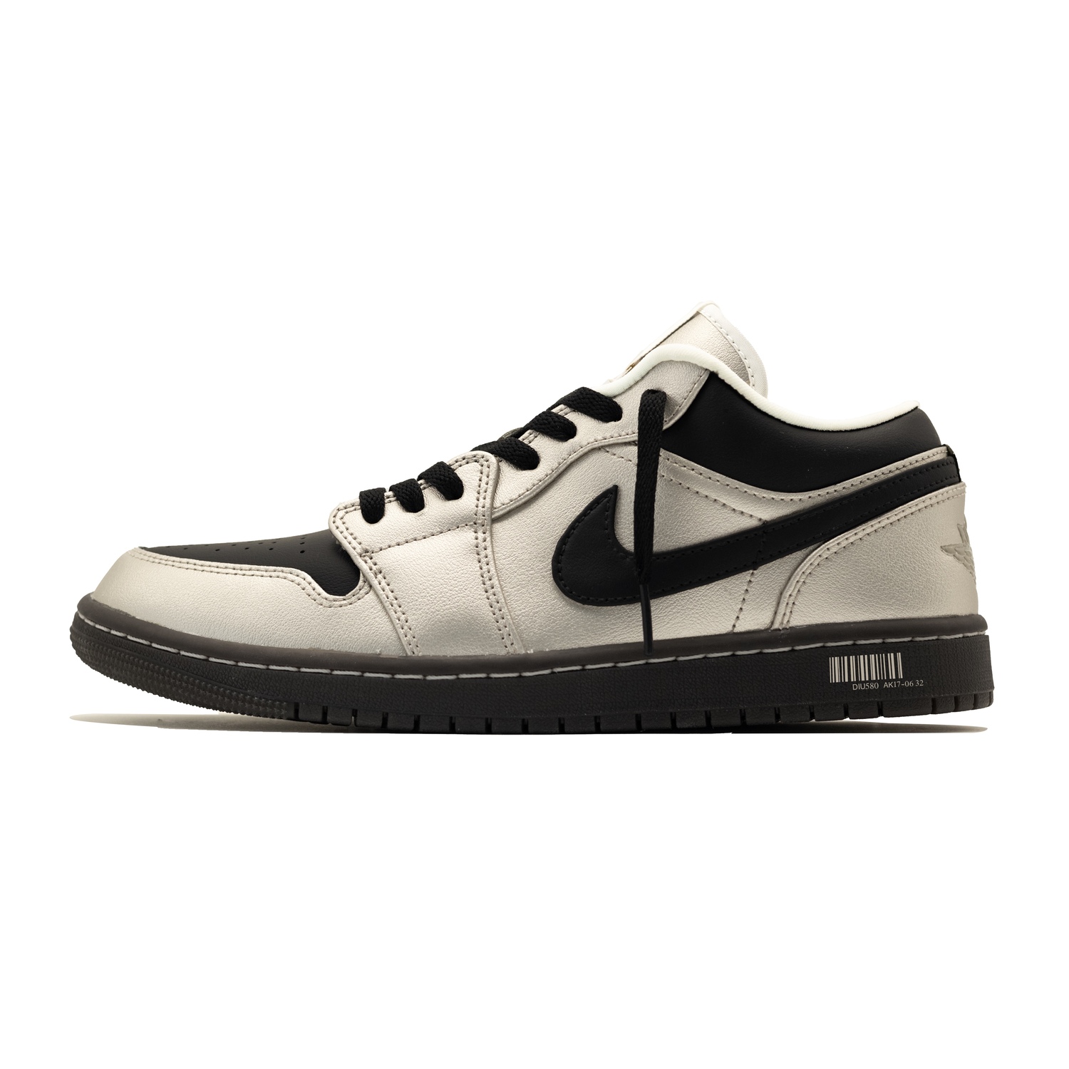 Jordan Air 1 Solid Color Code Cushioning, износостойкие низкие кроссовки в винтажном стиле для унисекс Black Gold
Jordan Air 1 Solid Color Code Cushioning, износостойкие низкие кроссовки в винтажном стиле для унисекс Black Gold