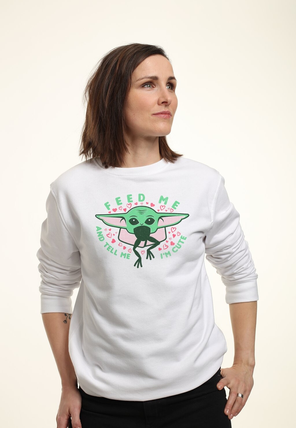 Толстовка STAR WARS: THE MANDALORIAN FEED ME AND TELL ME I'M CUTE Star Wars, белый
Толстовка STAR WARS: THE MANDALORIAN FEED ME AND TELL ME I'M CUTE Star Wars, белый