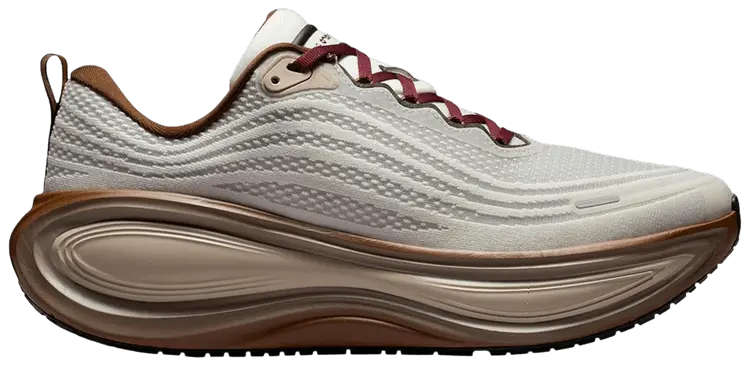 Кроссовки Nike Vomero Plus QS, кремовый
Кроссовки Nike Vomero Plus QS, кремовый