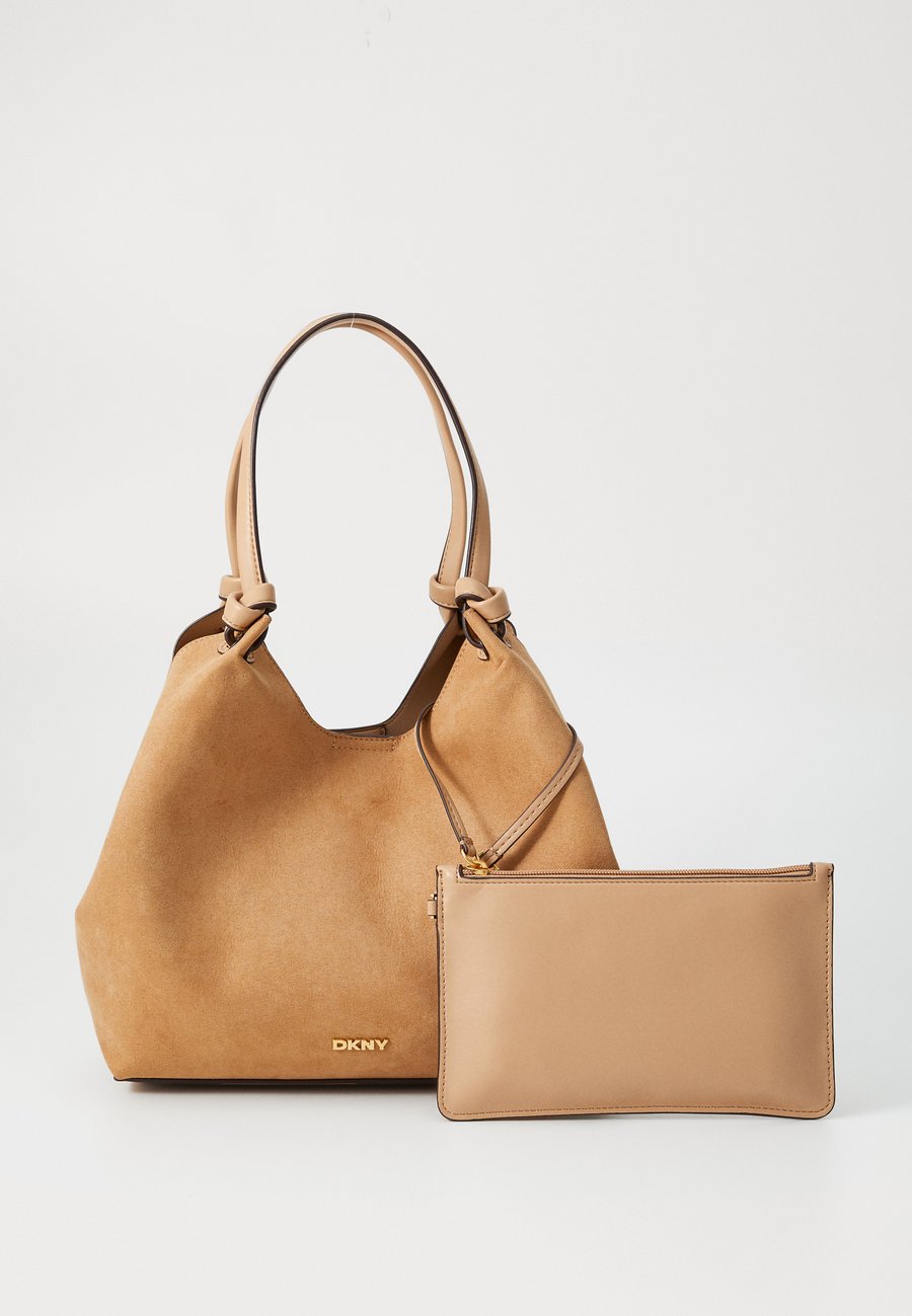 Сумка DKNY PAULA COMMUTER MEDIUM TOTE SET, Cappuccino/Beige
Сумка DKNY PAULA COMMUTER MEDIUM TOTE SET, Cappuccino/Beige