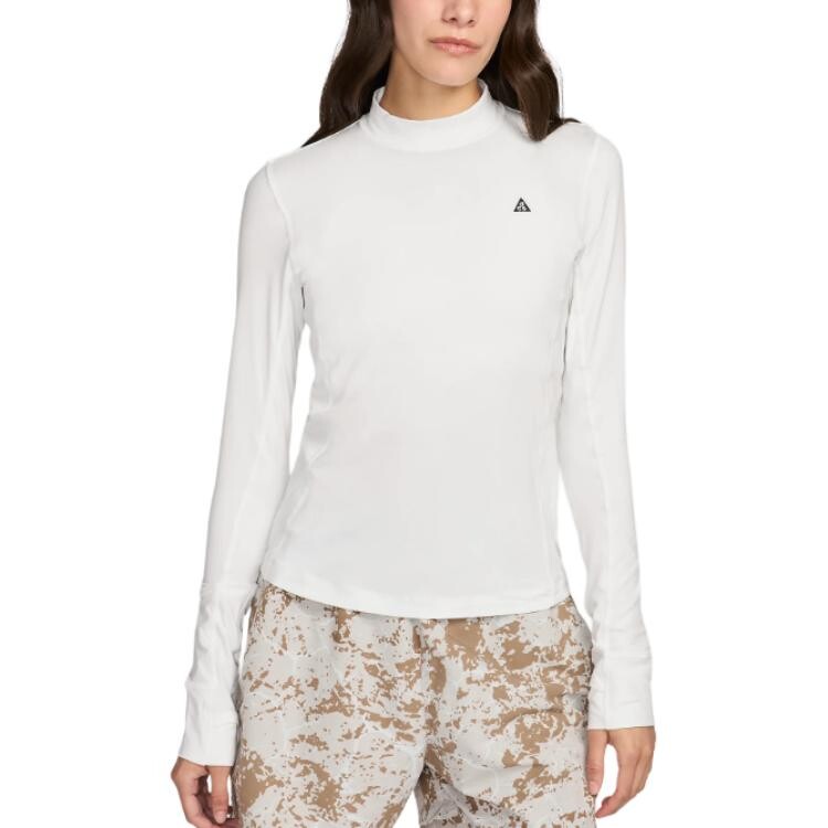 Футболка женская белая Nike
Футболка женская белая Nike