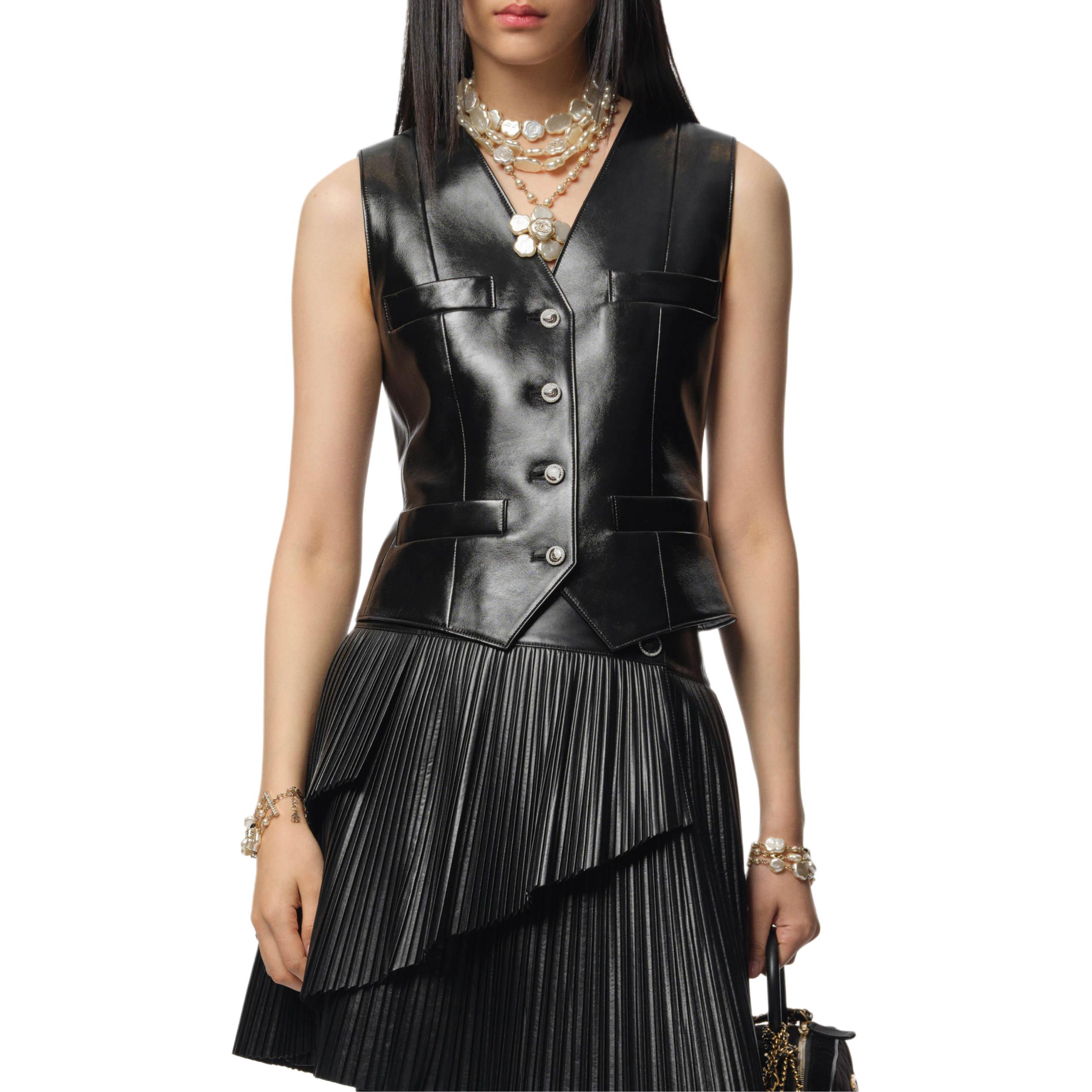 CHANEL 25A топ Women's Black
CHANEL 25A топ Women's Black