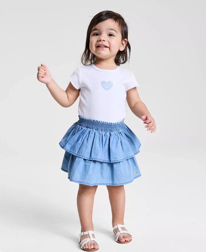 Детский комплект для девочек: боди с логотипом и джинсовая юбка, 2 предмета Calvin Klein, синий
Детский комплект для девочек: боди с логотипом и джинсовая юбка, 2 предмета Calvin Klein, синий