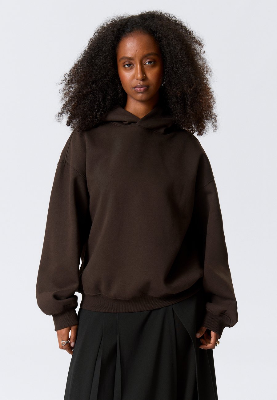 Худи Weekday HEAVY HOODIE, Dark Brown/Brown
Худи Weekday HEAVY HOODIE, Dark Brown/Brown