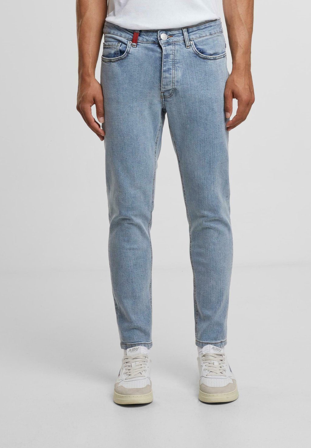 Джинсы облегающего кроя 2Y Premium, светло-голубой
Джинсы облегающего кроя 2Y Premium, светло-голубой