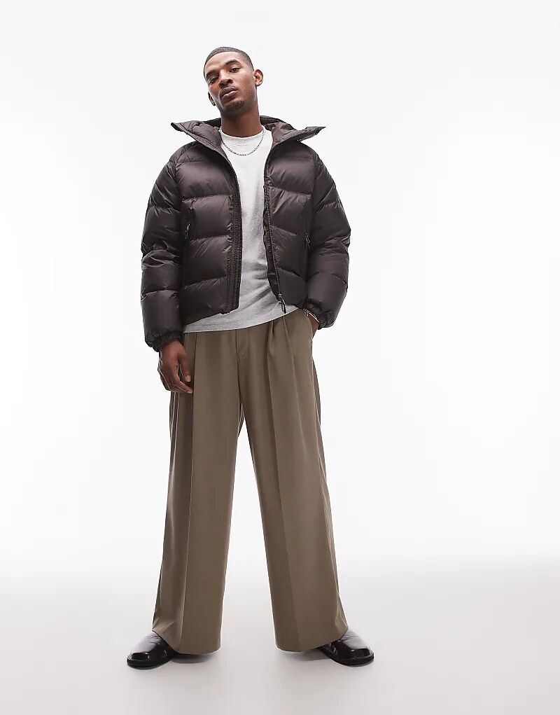 Спортивная куртка-пуховик ARKET с капюшоном коричневого цвета, Коричневый, Спортивная куртка-пуховик ARKET с капюшоном коричневого цвета
Спортивная куртка-пуховик ARKET с капюшоном коричневого цвета, Коричневый, Спортивная куртка-пуховик ARKET с капюшоном коричневого цвета