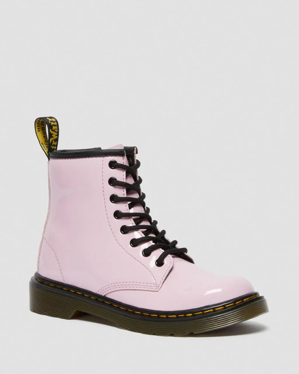 Dr. Martens Junior 1460 Лакированные ботинки на шнуровке, цвет Pale Pink — Patent Leather
Dr. Martens Junior 1460 Лакированные ботинки на шнуровке, цвет Pale Pink — Patent Leather