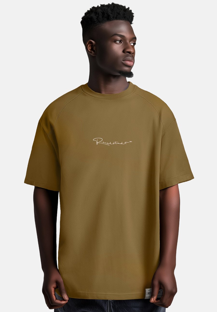 Футболка Reichstadt Print T-shirt, Khaki, Хаки, Футболка Reichstadt Print T-shirt, Khaki
Футболка Reichstadt Print T-shirt, Khaki, Хаки, Футболка Reichstadt Print T-shirt, Khaki