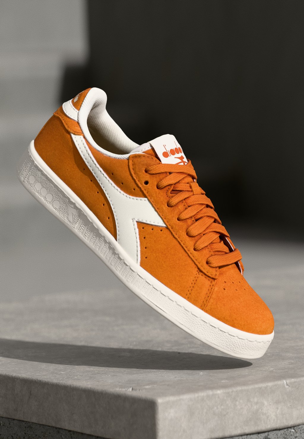 Кроссовки GAME LOW UNISEX Diadora, оранжевый
Кроссовки GAME LOW UNISEX Diadora, оранжевый