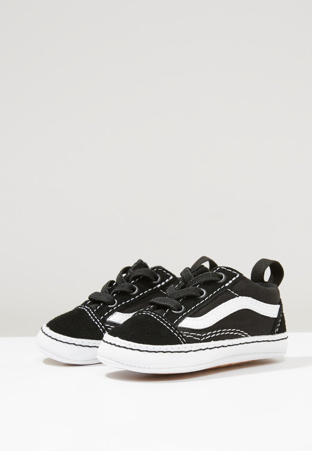 Кроссовки низкие IN OLD SKOOL CRIB Vans, цвет black/true white
Кроссовки низкие IN OLD SKOOL CRIB Vans, цвет black/true white