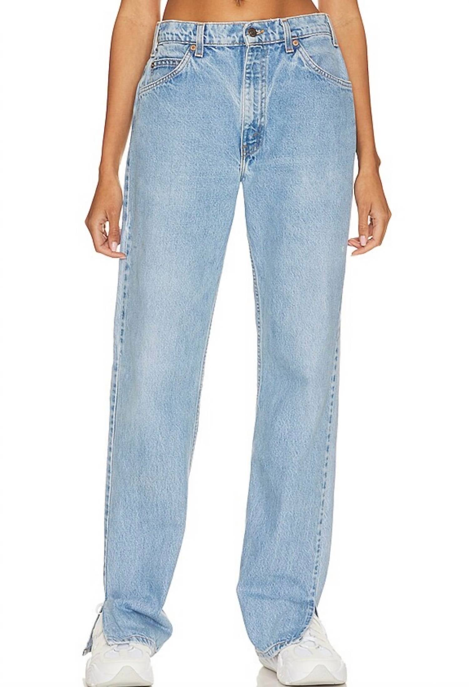 Алисса Наклонные расклешенные джинсы в светло-среднем оттенке Aligrace, Light Medium
Алисса Наклонные расклешенные джинсы в светло-среднем оттенке Aligrace, Light Medium