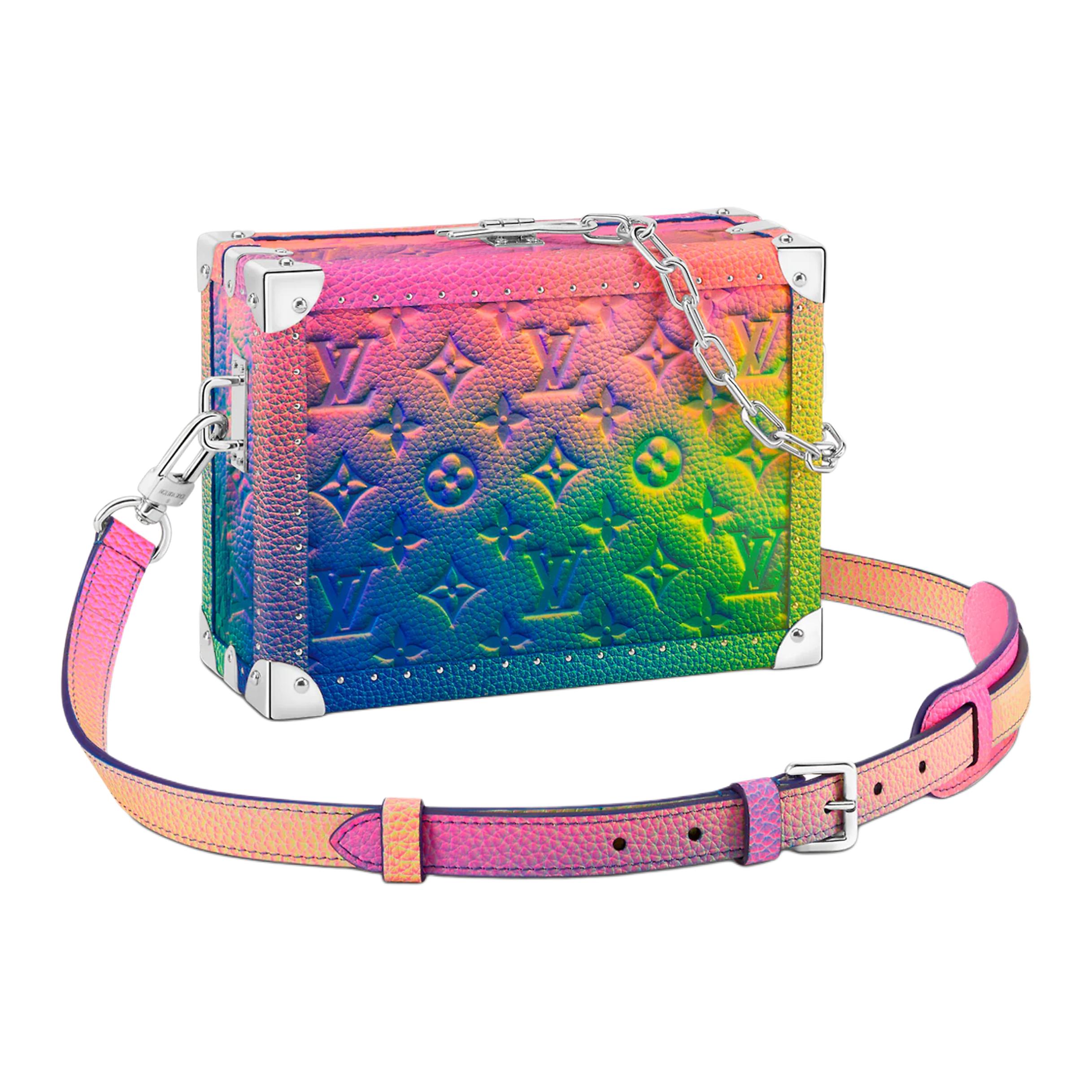 Клатч Bo Taurillon из натуральной кожи коровы, мужская сумка через плечо и на руку, многоцветный LOUIS VUITTON
Клатч Bo Taurillon из натуральной кожи коровы, мужская сумка через плечо и на руку, многоцветный LOUIS VUITTON