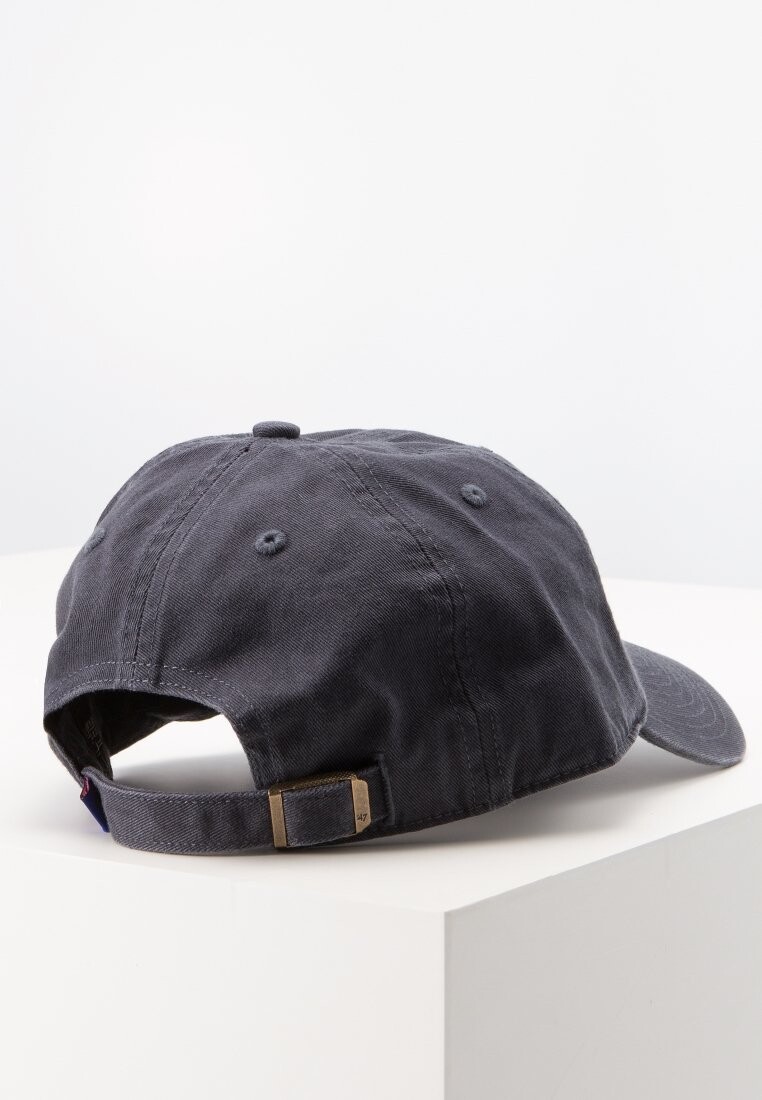 Бейсболка CHICAGO CUBS '47, цвет vintage navy
Бейсболка CHICAGO CUBS '47, цвет vintage navy