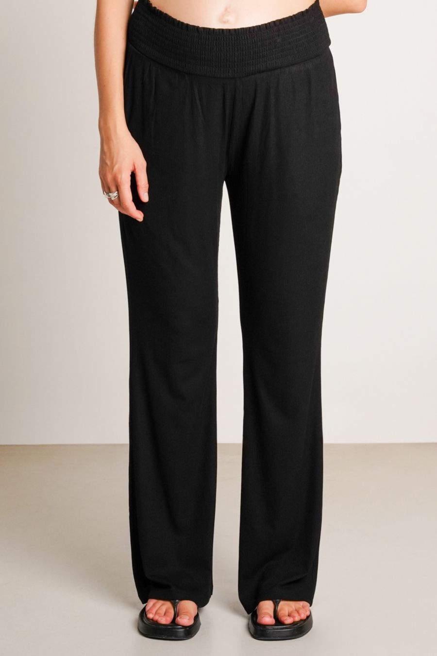 Трусики для беременных из очень мягкой ребристой ткани NOM Maternity, Black
Трусики для беременных из очень мягкой ребристой ткани NOM Maternity, Black