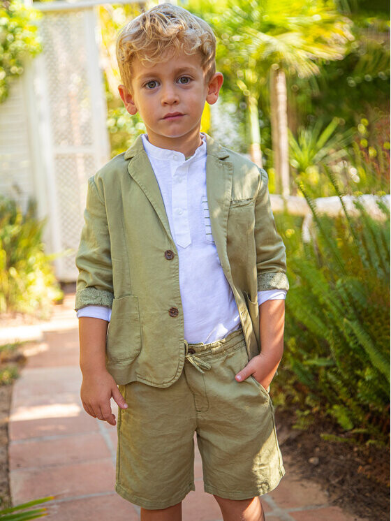 Тканевые шорты стандартного кроя Mayoral, зеленый
Тканевые шорты стандартного кроя Mayoral, зеленый