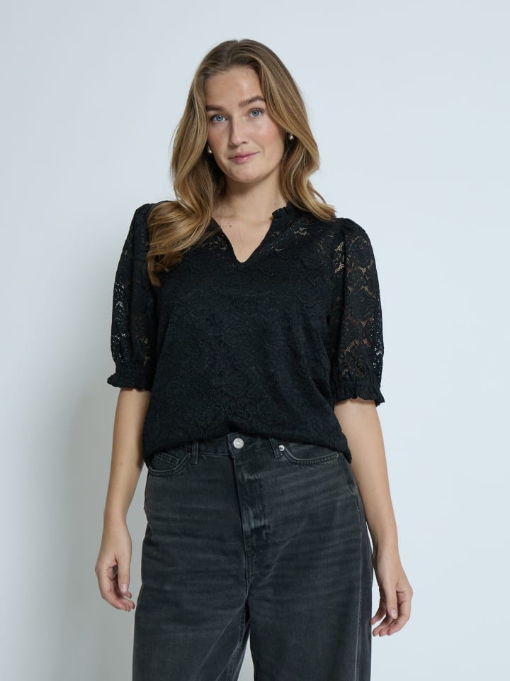 Блузка черного цвета Peppercorn
Блузка черного цвета Peppercorn