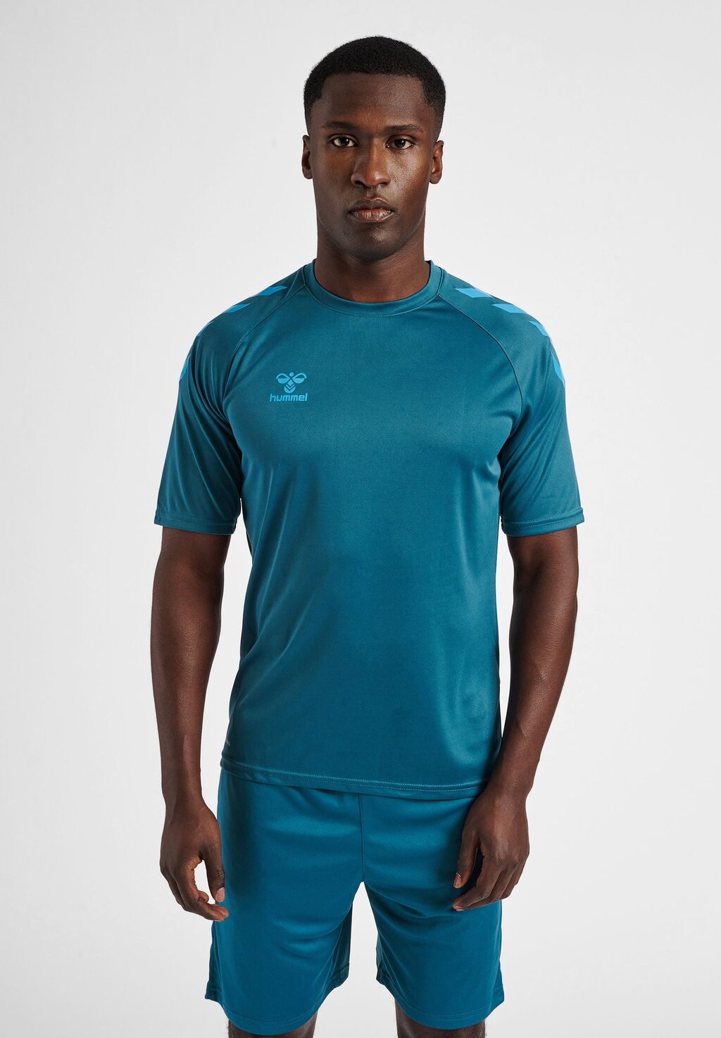 Футболка с принтом XK CORE POLY Hummel, цвет blue coral
Футболка с принтом XK CORE POLY Hummel, цвет blue coral