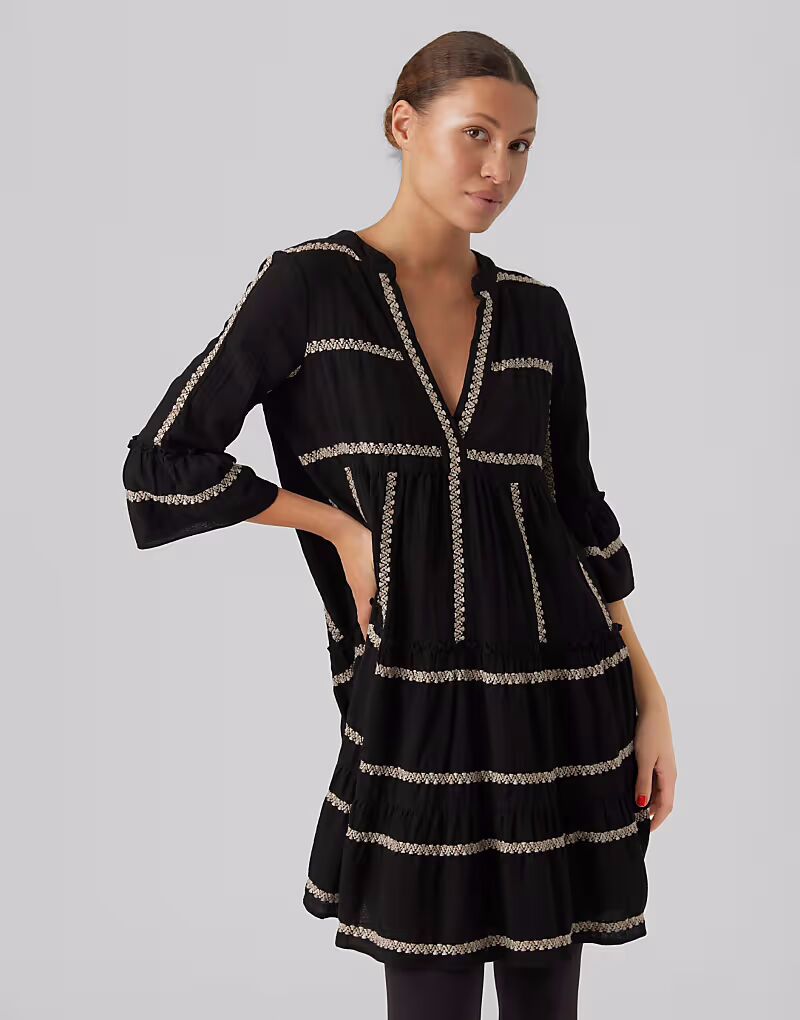 Туника Vero Moda черного цвета
Туника Vero Moda черного цвета