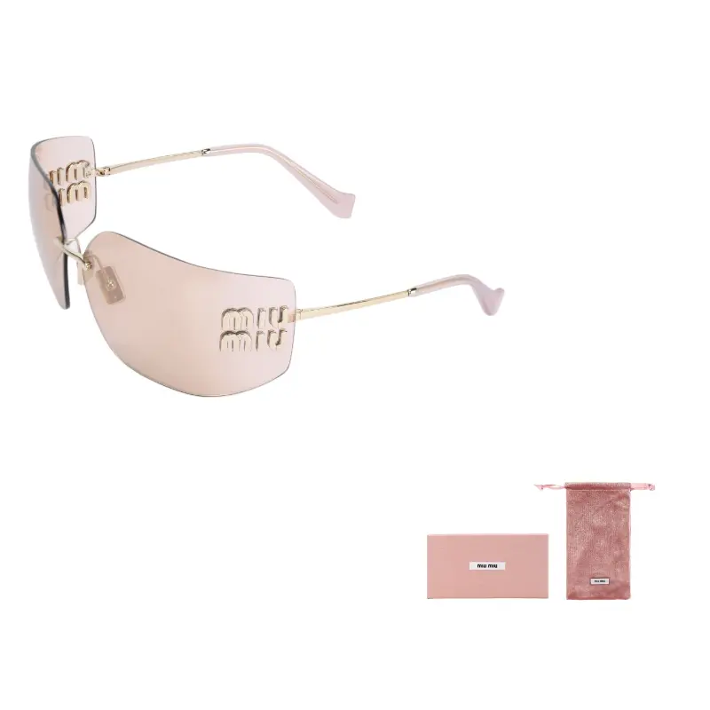 MIU MIU Солнцезащитные очки с запа́дной оправой и логотипом, Gold
MIU MIU Солнцезащитные очки с запа́дной оправой и логотипом, Gold