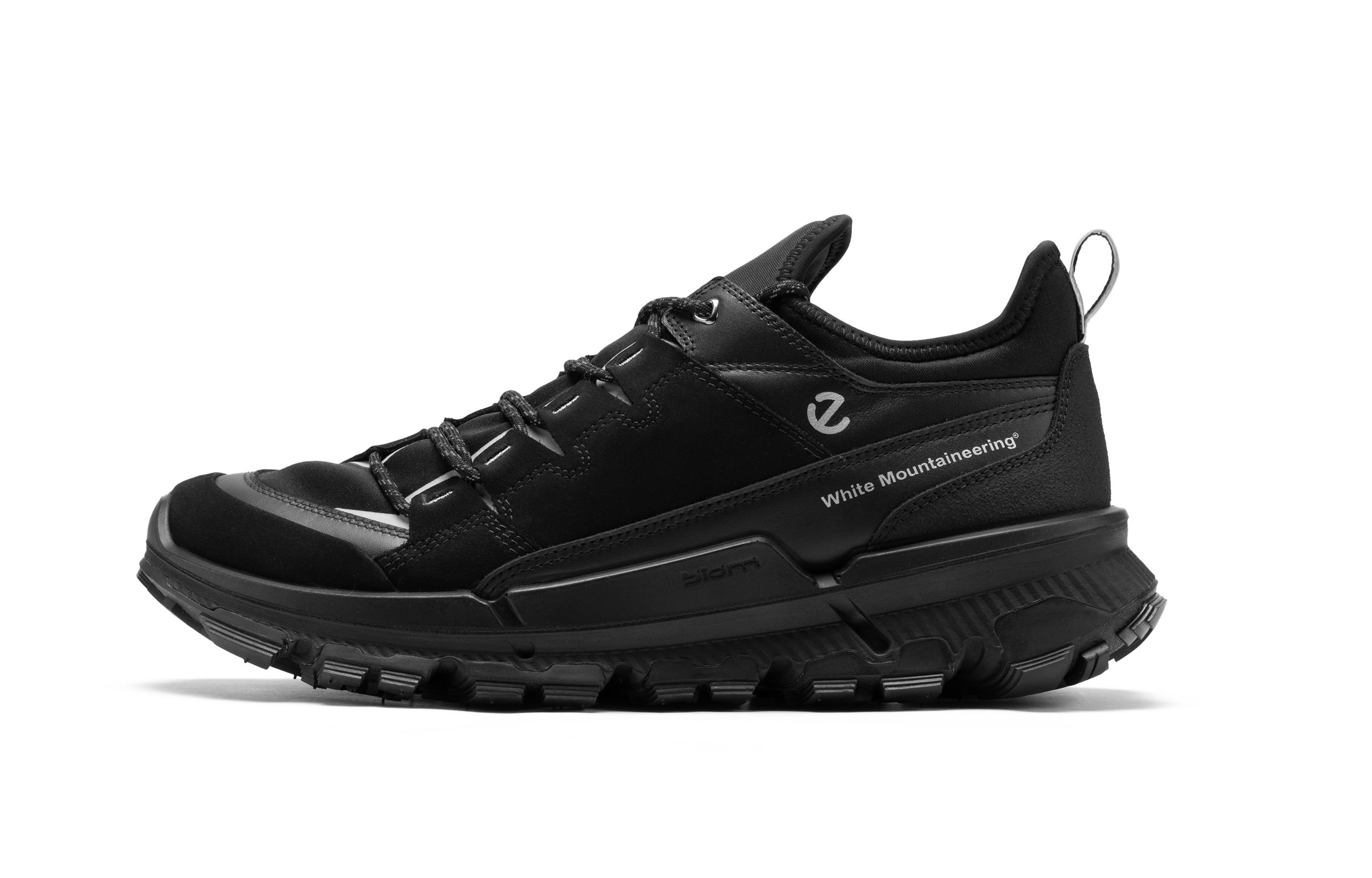 Ecco White Mountaineering x Walking 22 TRL мужские кроссовки коллекция кожа коровы лоу-топ Casual мужские black
Ecco White Mountaineering x Walking 22 TRL мужские кроссовки коллекция кожа коровы лоу-топ Casual мужские black