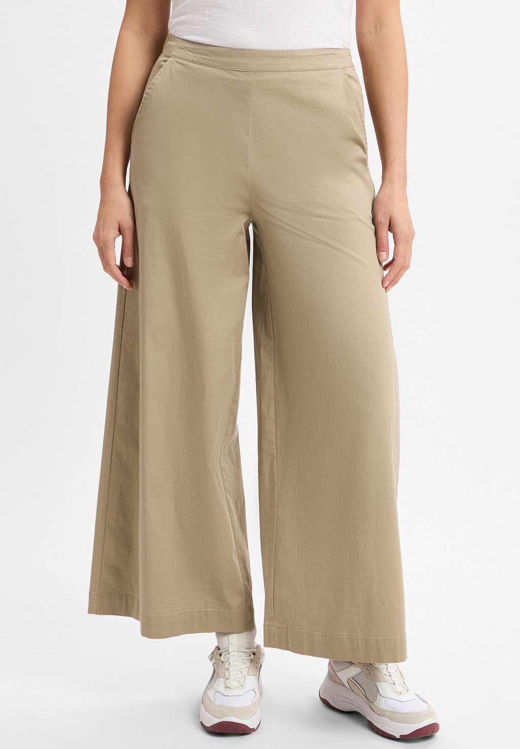 Брюки Marie Lund, песочный
Брюки Marie Lund, песочный