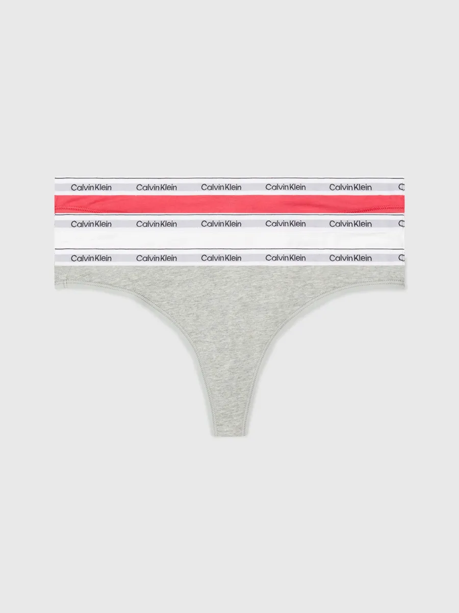Calvin Klein Underwear String "3 PACK THONG (LOW-RISE)" (3 шт. в упаковке, 3 шт. в упаковке), с поясом с логотипом, белый
Calvin Klein Underwear String "3 PACK THONG (LOW-RISE)" (3 шт. в упаковке, 3 шт. в упаковке), с поясом с логотипом, белый