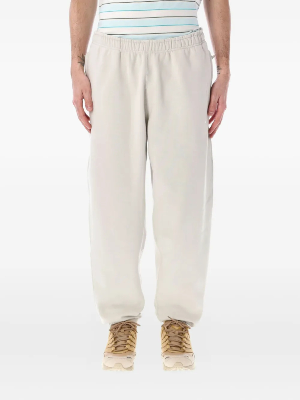 Спортивные брюки Solo Swoosh Nike, нейтральный
Спортивные брюки Solo Swoosh Nike, нейтральный