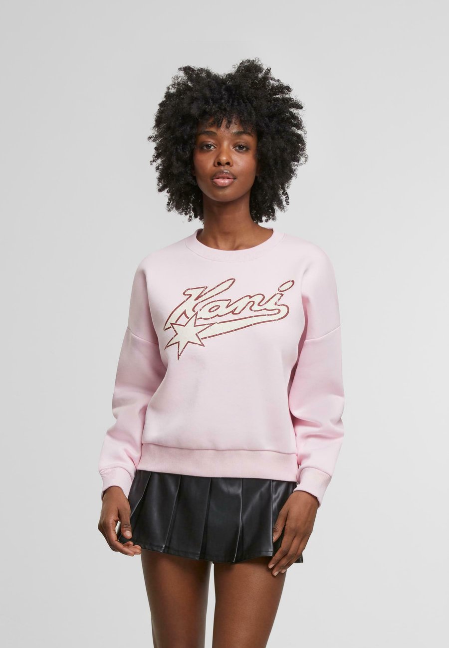 Толстовка Karl Kani VARSITY STAR CREWNECK, Pink
Толстовка Karl Kani VARSITY STAR CREWNECK, Pink