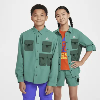 Топ Nike ACG "Devastation Trail", цвет Bicoastal/Vintage Green/Black/Summit White
Топ Nike ACG "Devastation Trail", цвет Bicoastal/Vintage Green/Black/Summit White