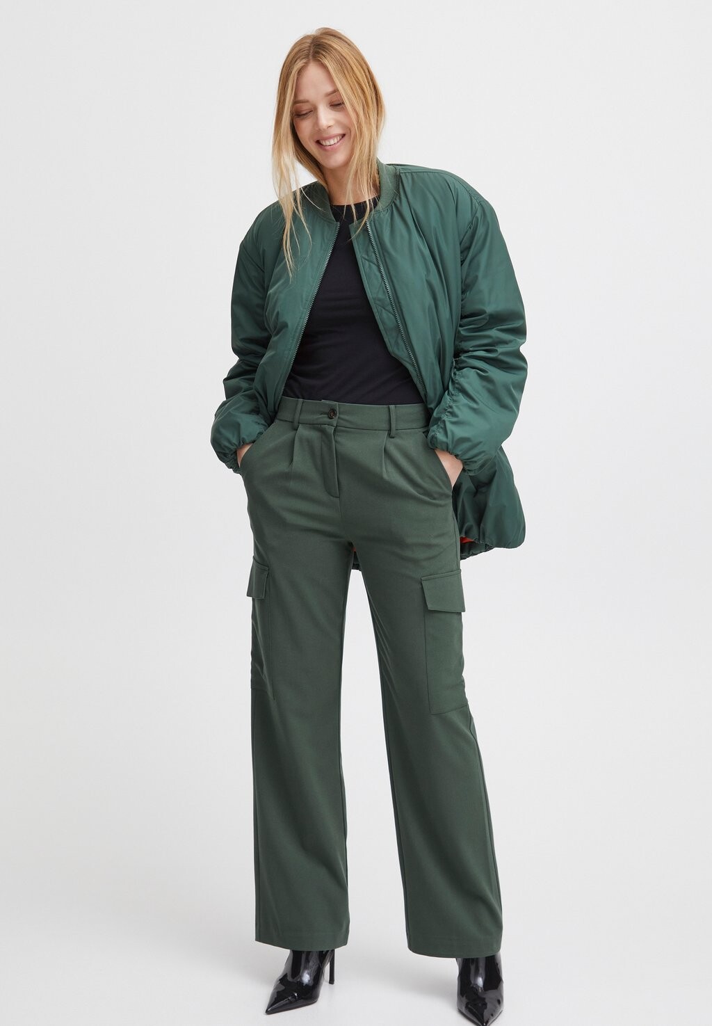 Брюки карго BYDANTA b.young, цвет Evergreen
Брюки карго BYDANTA b.young, цвет Evergreen