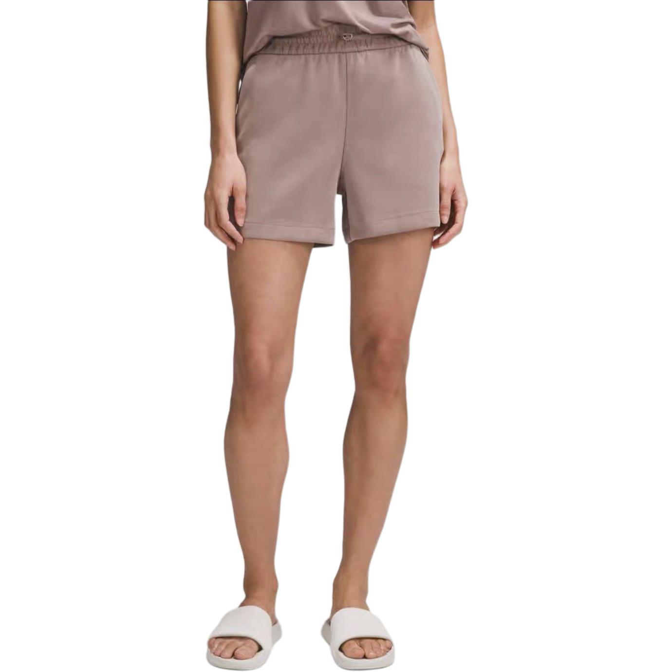 Мягкие повседневные шорты для женщин Lululemon, коричневый
Мягкие повседневные шорты для женщин Lululemon, коричневый