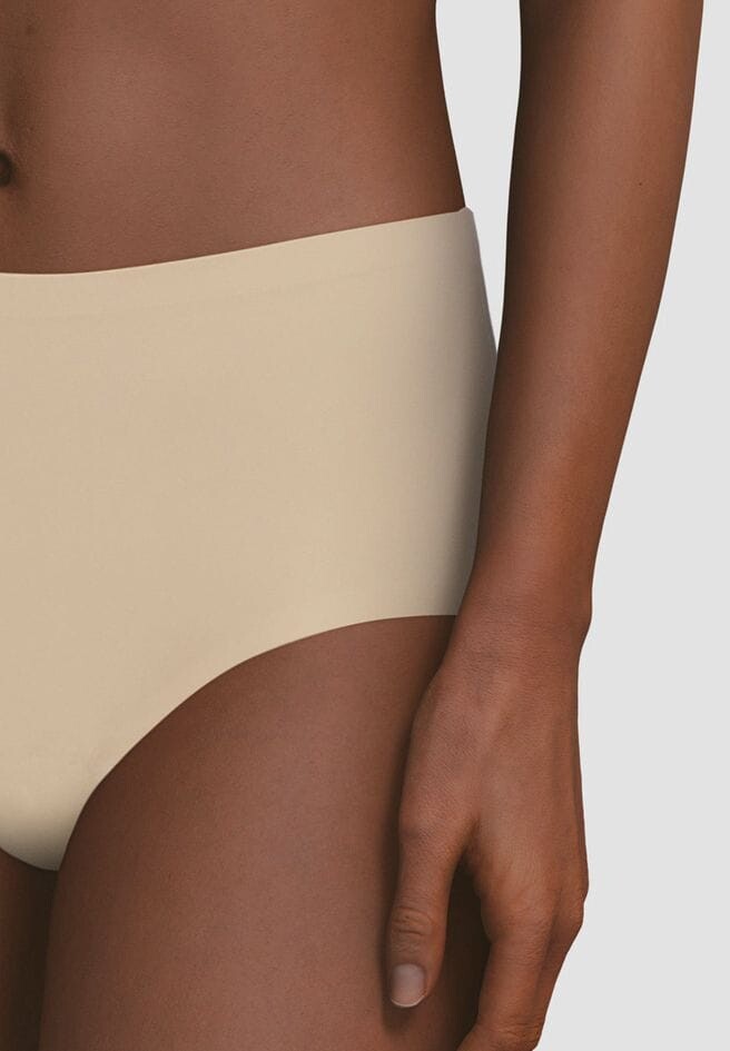 Мягкие эластичные бесшовные трусы на талии больших размеров для женщин CHANTELLE, нюд
Мягкие эластичные бесшовные трусы на талии больших размеров для женщин CHANTELLE, нюд