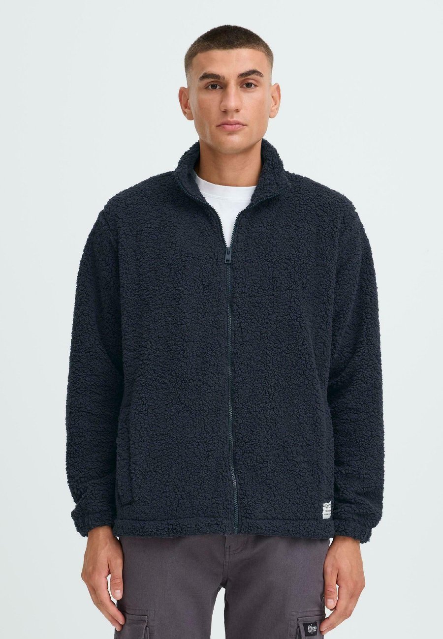 Флисовая куртка Solid SDPETAR TEDDY, Insignia Blue/Blue
Флисовая куртка Solid SDPETAR TEDDY, Insignia Blue/Blue