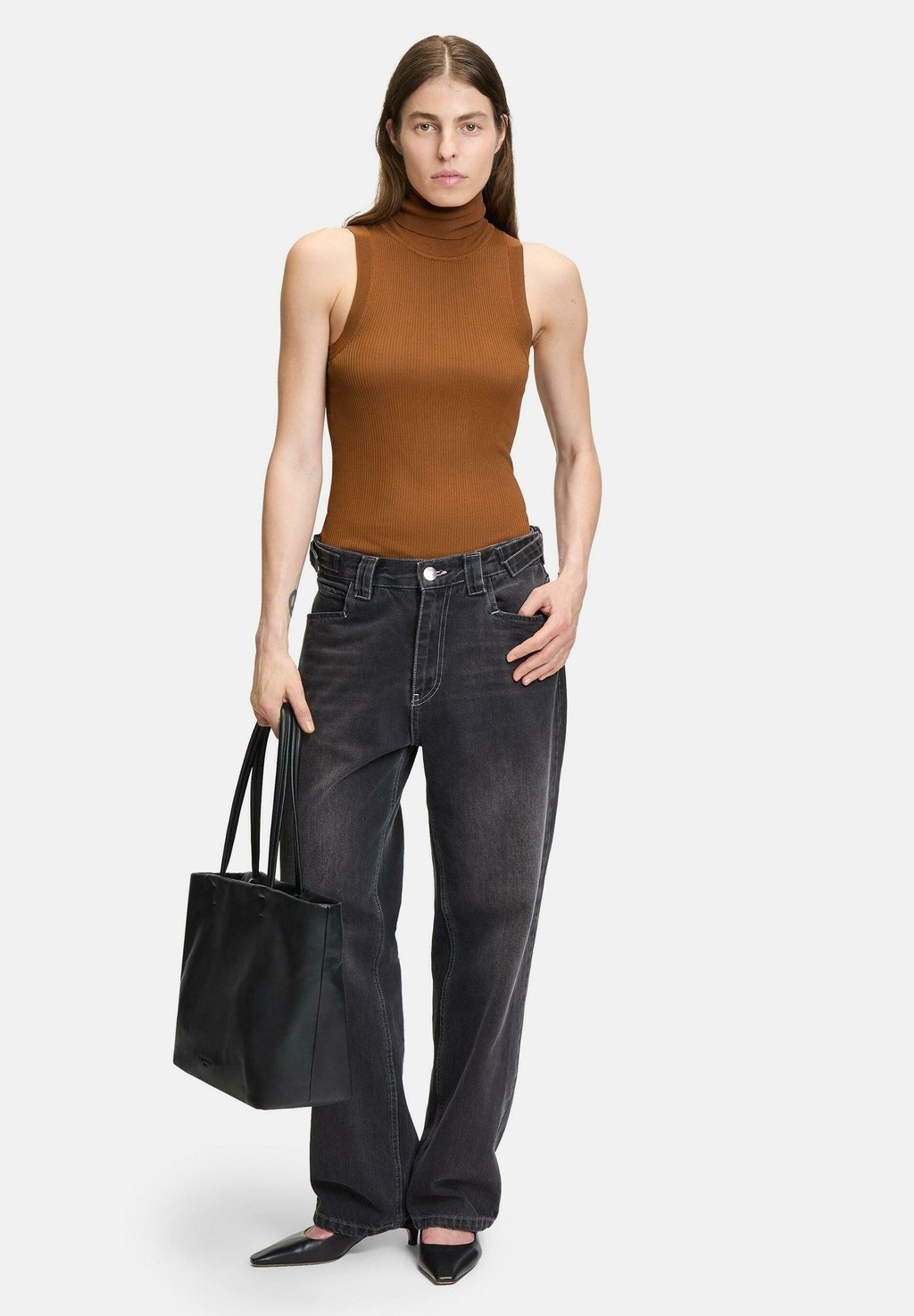 Сумка HERA SHOPPER GROSSER Liebeskind Berlin, черный
Сумка HERA SHOPPER GROSSER Liebeskind Berlin, черный