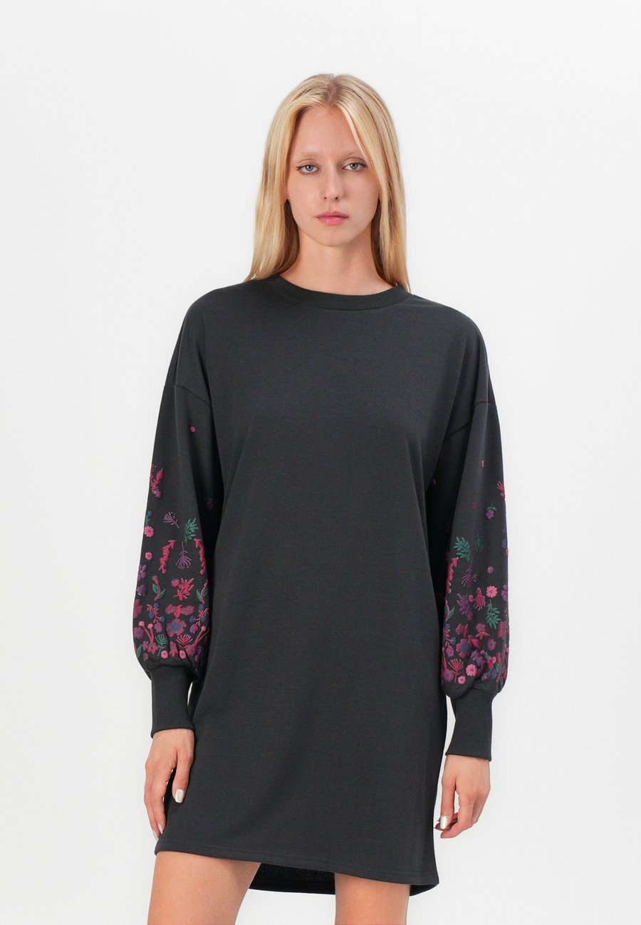 Платье ONLY ONLBROOKE FLOWER DRESS, Phantom/Brown
Платье ONLY ONLBROOKE FLOWER DRESS, Phantom/Brown