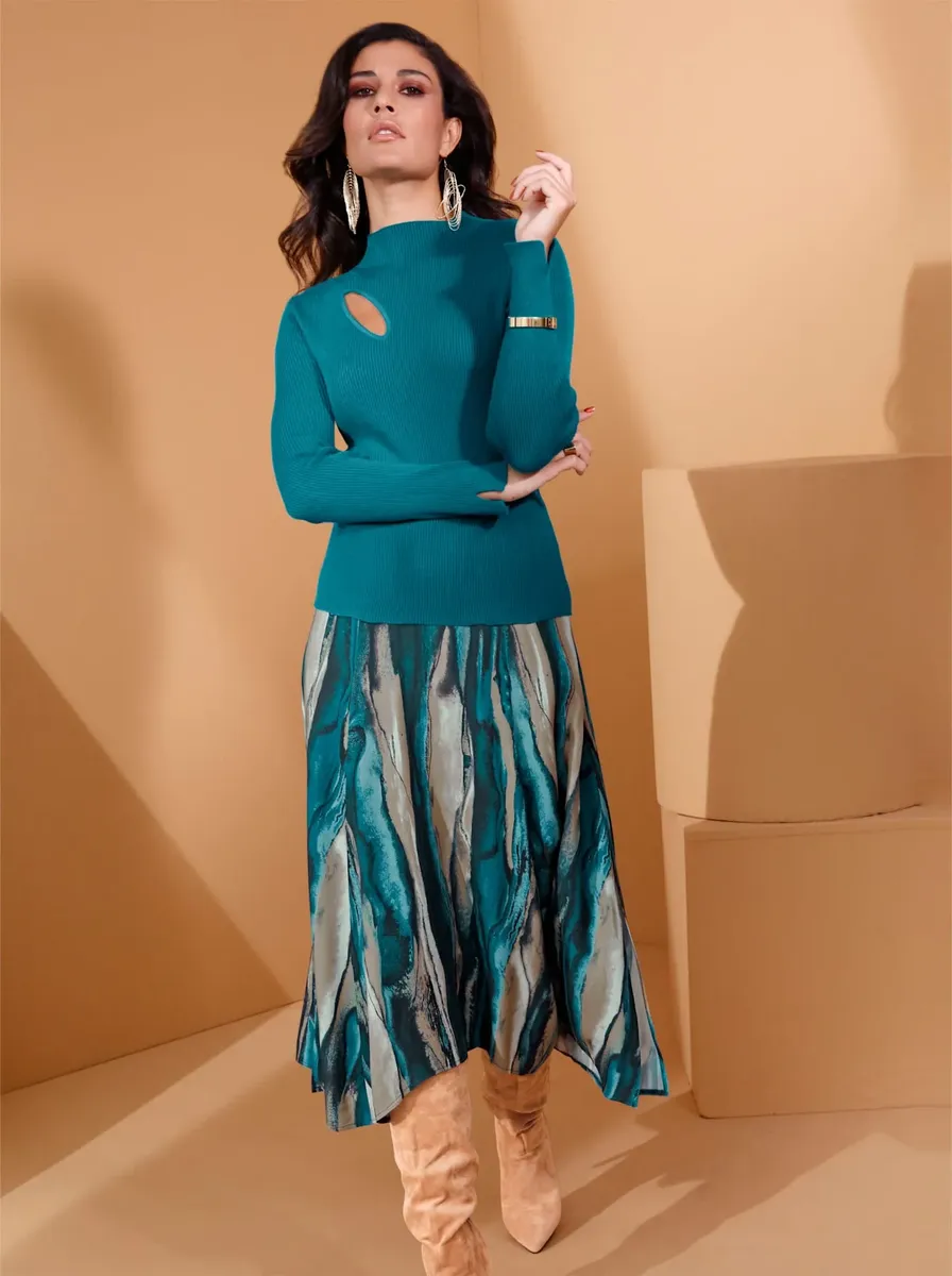 Creation L свитер с воротником стойкой "Пуловер", цвет Aquapetrol
Creation L свитер с воротником стойкой "Пуловер", цвет Aquapetrol