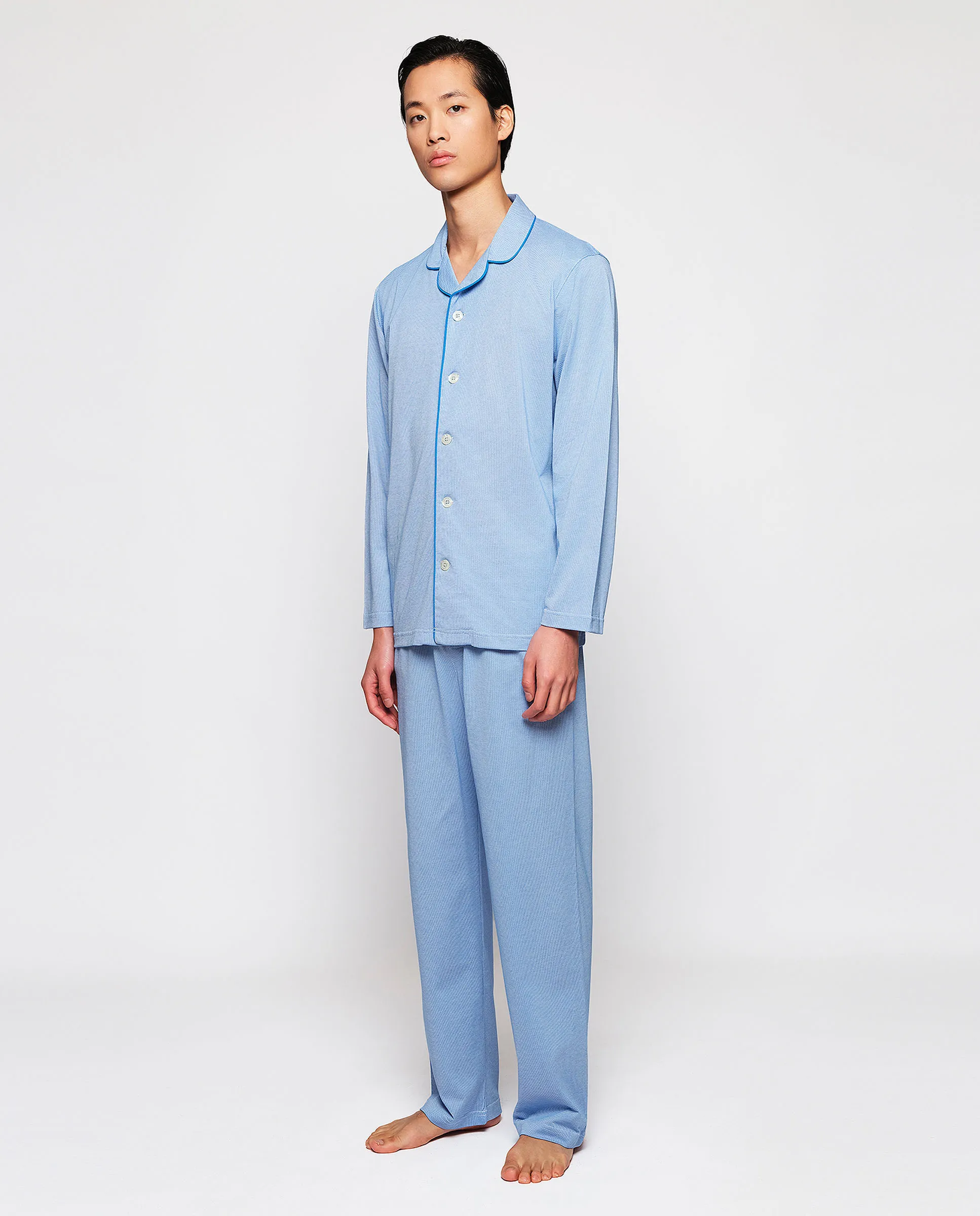 Мужская длинная пижама из трикотажа Mirto, светло-голубой
Мужская длинная пижама из трикотажа Mirto, светло-голубой