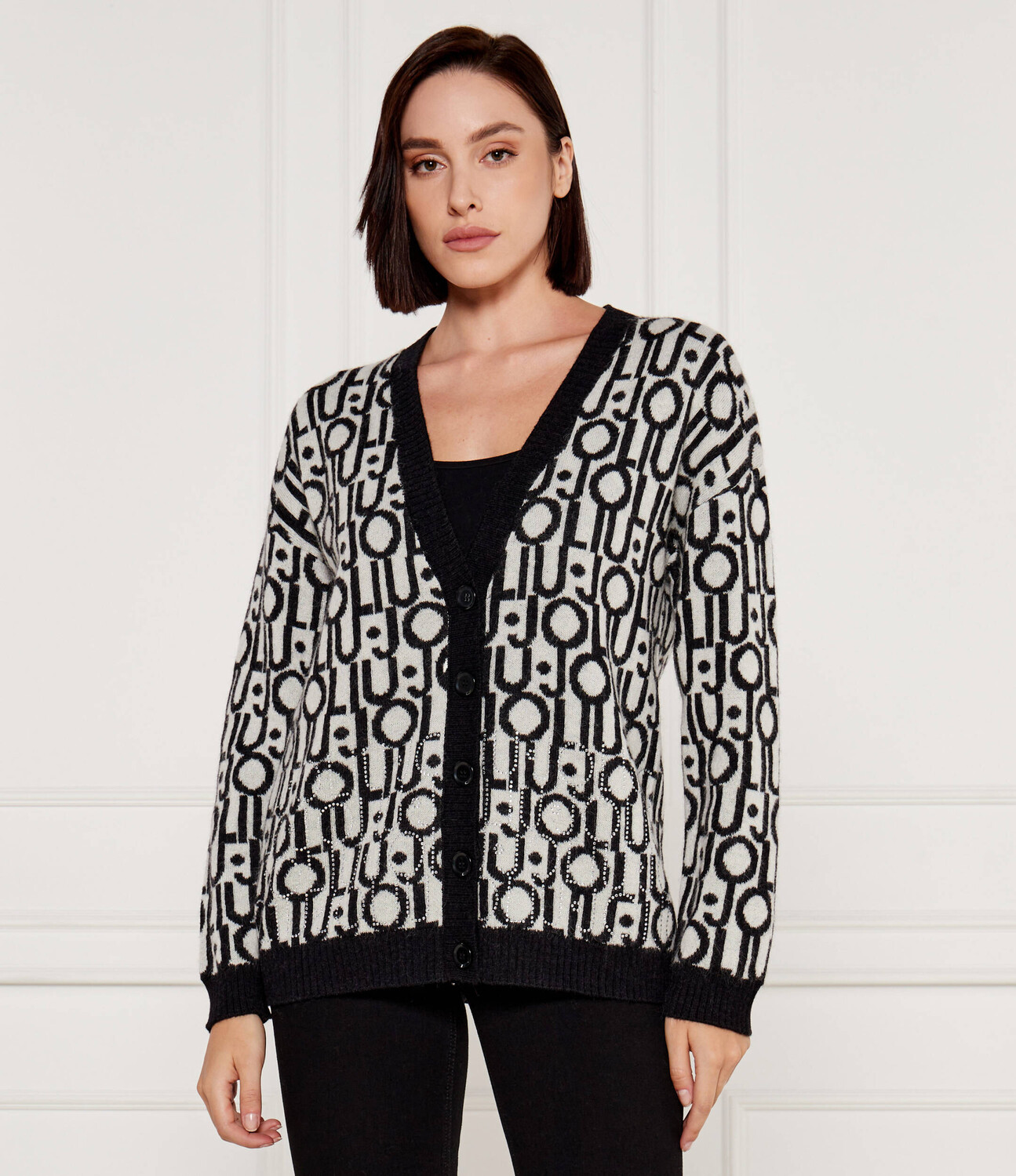 Свитер Liu Jo Loose fit, черный 
Свитер Liu Jo Loose fit, черный