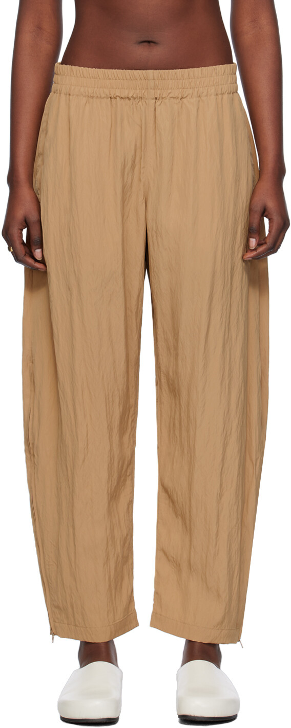 Брюки Тан Тоба Studio Nicholson
Брюки Тан Тоба Studio Nicholson