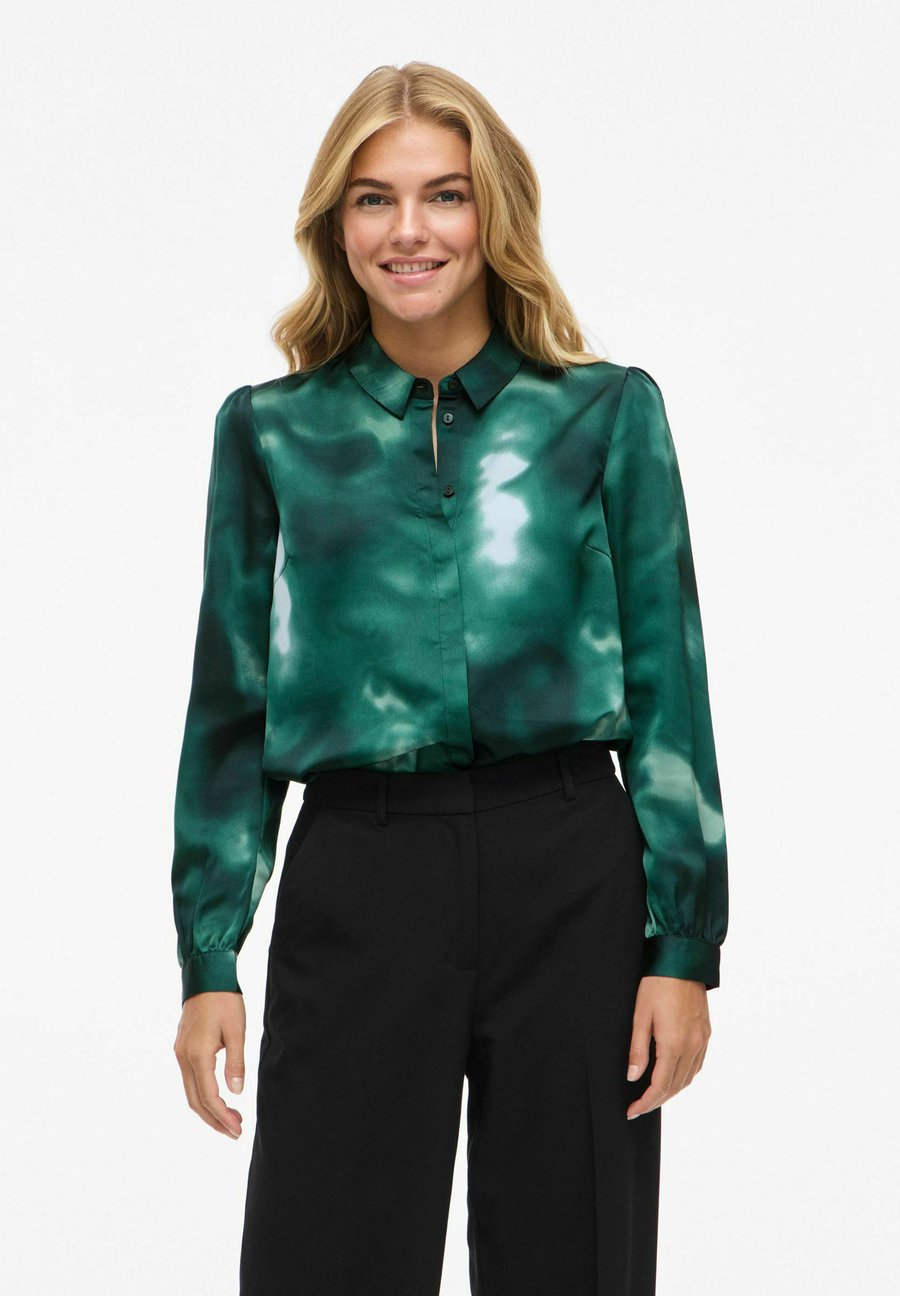Блуза VILA Button-down blouse, Ponderosa Pine/Evergreen
Блуза VILA Button-down blouse, Ponderosa Pine/Evergreen