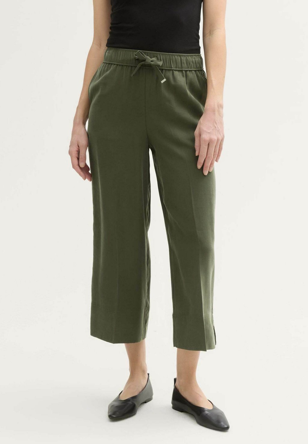 Брюки TOM TAILOR, оливковый
Брюки TOM TAILOR, оливковый