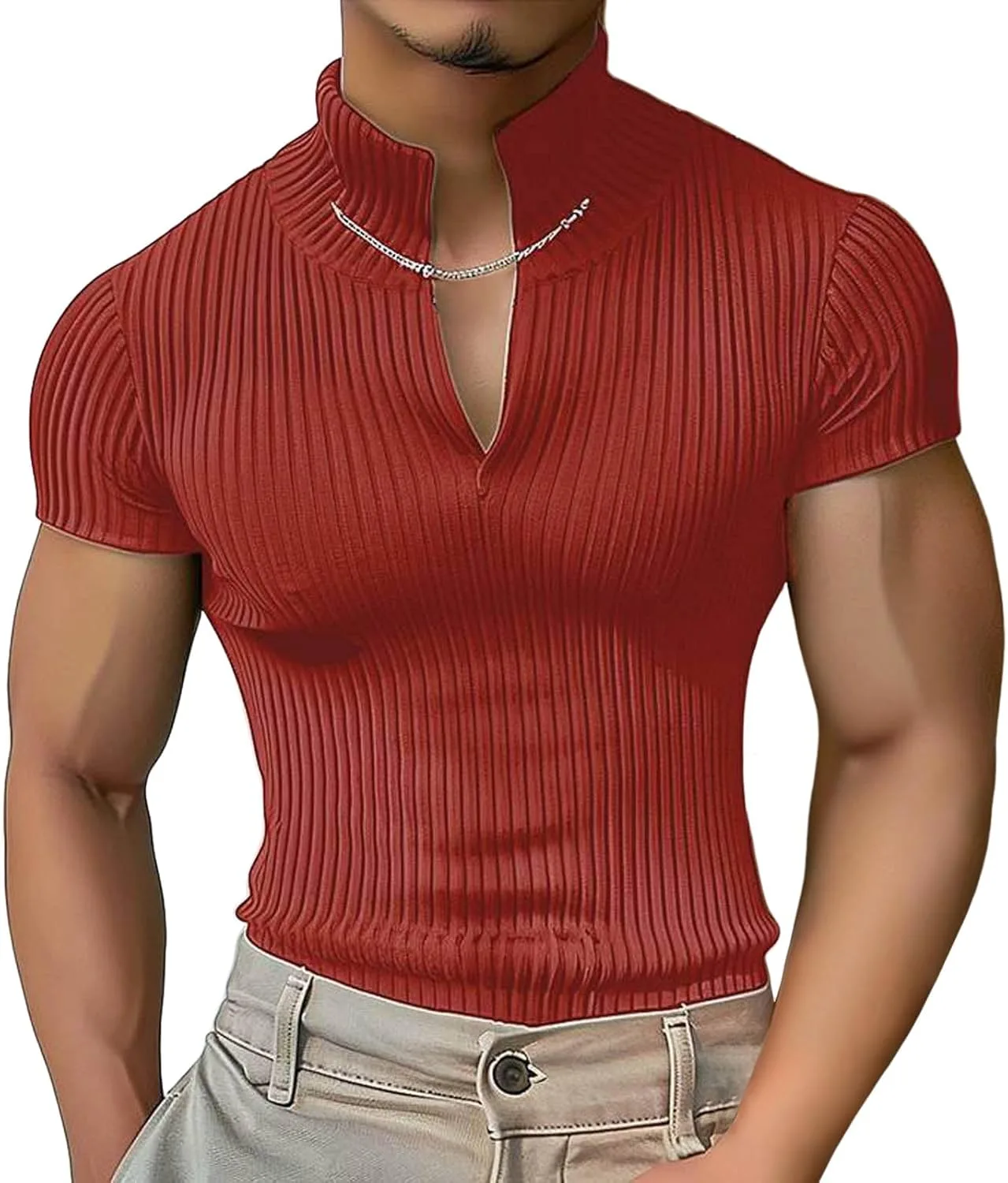 Мужская повседневная футболка с V-образным вырезом и цепочкой
Мужская повседневная футболка с V-образным вырезом и цепочкой