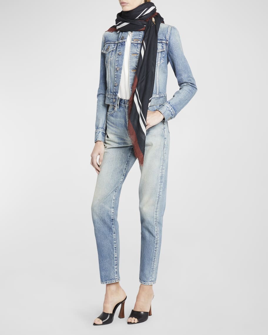 Квадратный шарф из смеси кашемира с леопардовым принтом Saint Laurent
Квадратный шарф из смеси кашемира с леопардовым принтом Saint Laurent