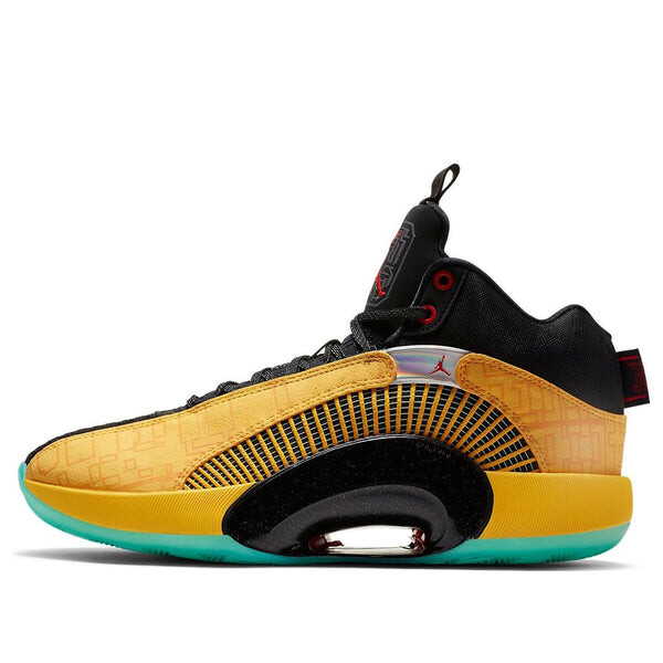 Кроссовки 35 Air Jordan, желтый
Кроссовки 35 Air Jordan, желтый