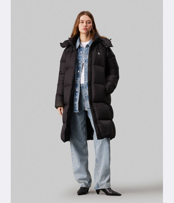 Пуховик Regular fit Calvin Klein Jeans, черный 
Пуховик Regular fit Calvin Klein Jeans, черный