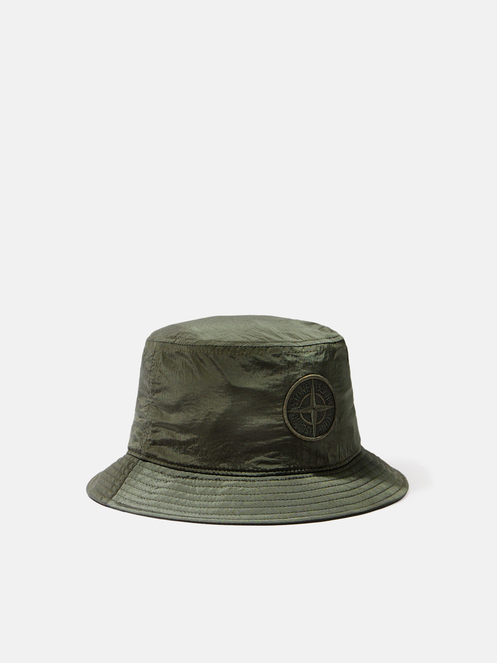 Панама с сетчатой подкладкой и вышивкой в виде компаса Stone Island 9100012 NYLON METAL IN ECONYL, Musk Green
Панама с сетчатой подкладкой и вышивкой в виде компаса Stone Island 9100012 NYLON METAL IN ECONYL, Musk Green