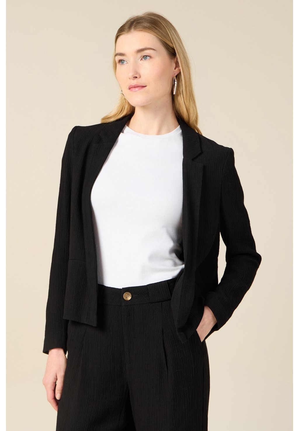 Блейзер BONOBO Jeans, черный 
Блейзер BONOBO Jeans, черный