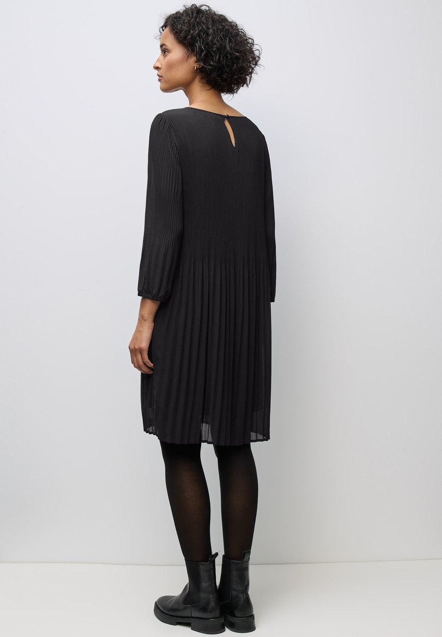 Платье Street One Day dress, Schwarz/Black
Платье Street One Day dress, Schwarz/Black
